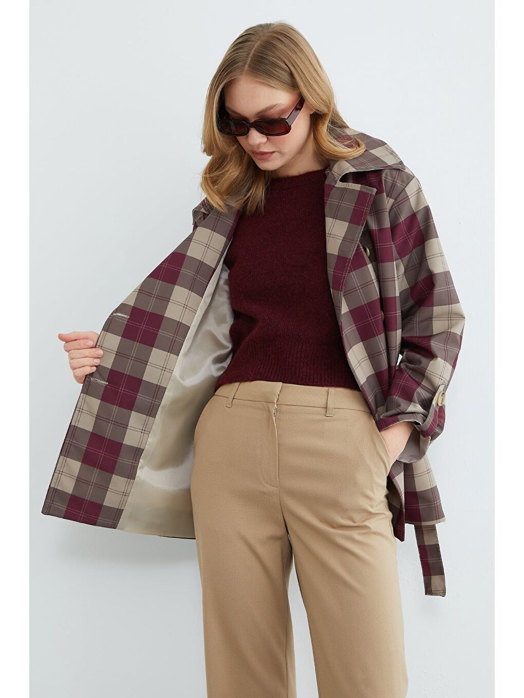 Bordo Ekose Desenli Kuşaklı Trençkot-3