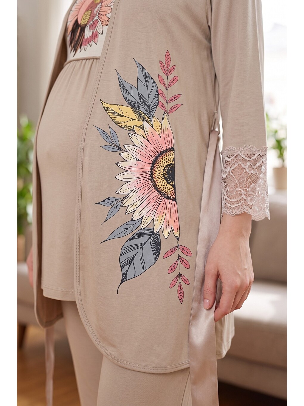 Kahverengi Daisy Çiçek Baskılı Düğme Detaylı Dantelli Sabahlıklı 3'lü Hamile Ve Lohusa Pijama Takımı-3