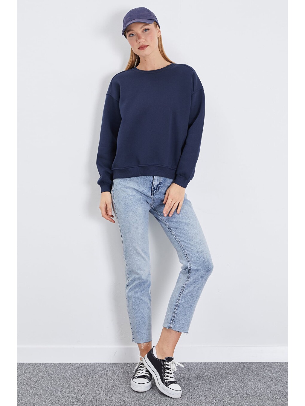 Lacivert 3 İplik Basic Bisiklet Yaka Oversize Sweatshirt-4