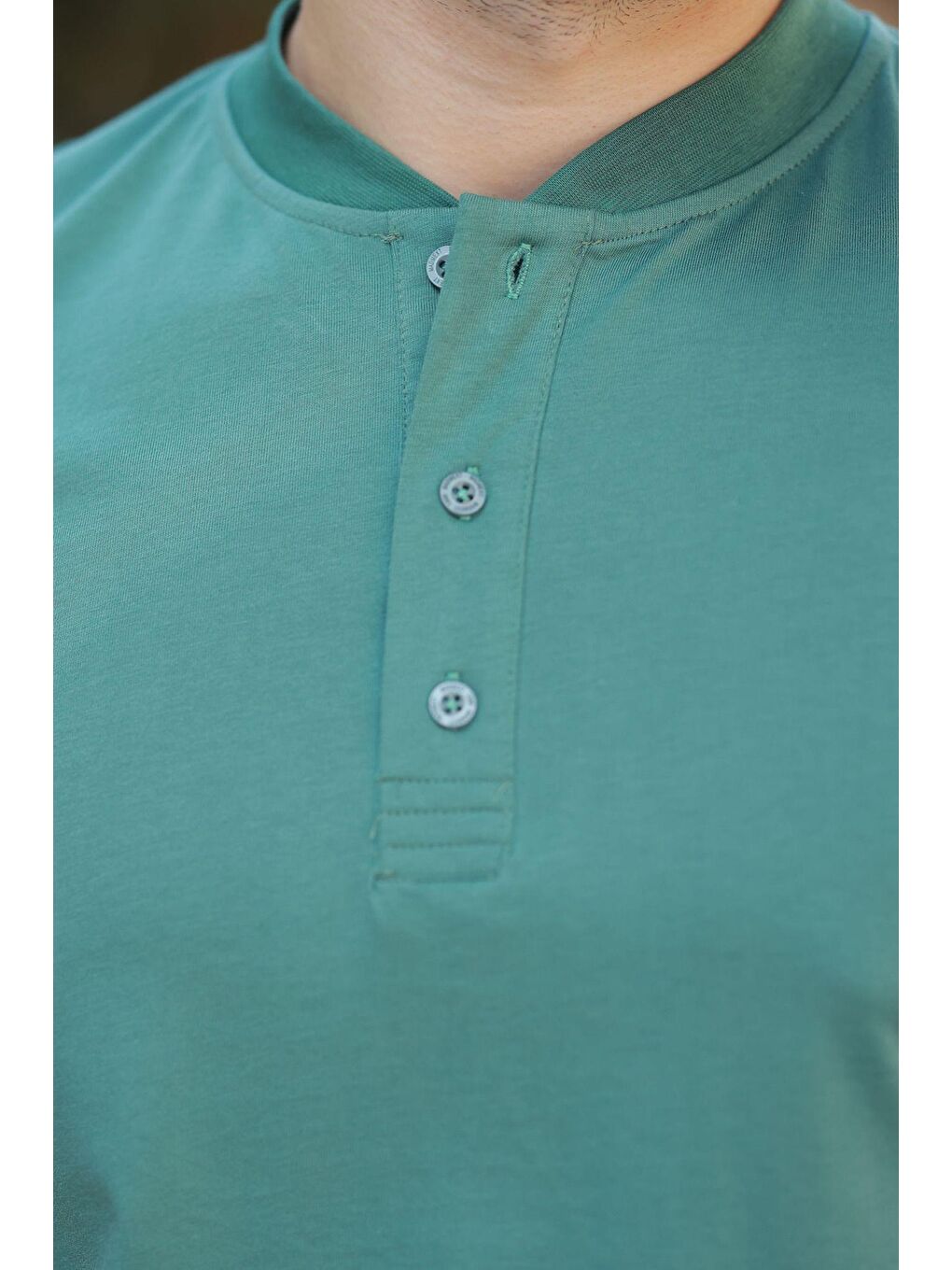 Yeşil Hakim Yaka Düğme Detaylı Kısa Kollu %100 Pamuk Tişört 7021-2