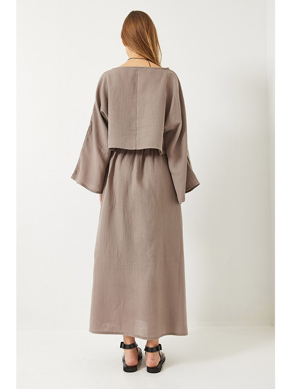 Bej Kadın Yarasa Kol Croplu Beli Lastikli Yırtmaç Detay Etekli Müslin Takım-6