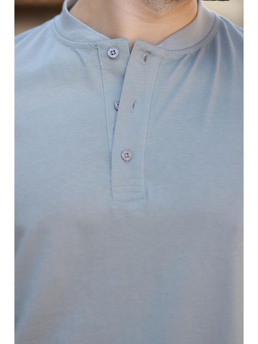 Boyalı Gri Hakim Yaka Düğme Detaylı Kısa Kollu Tişört 7021-2