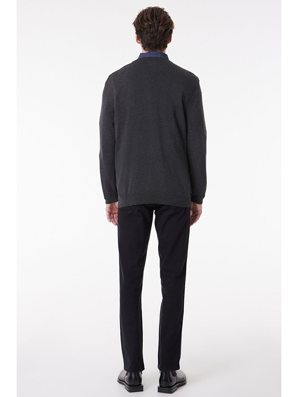 Gri Regular Fit Normal Kesim Sıfır Yaka Triko-4