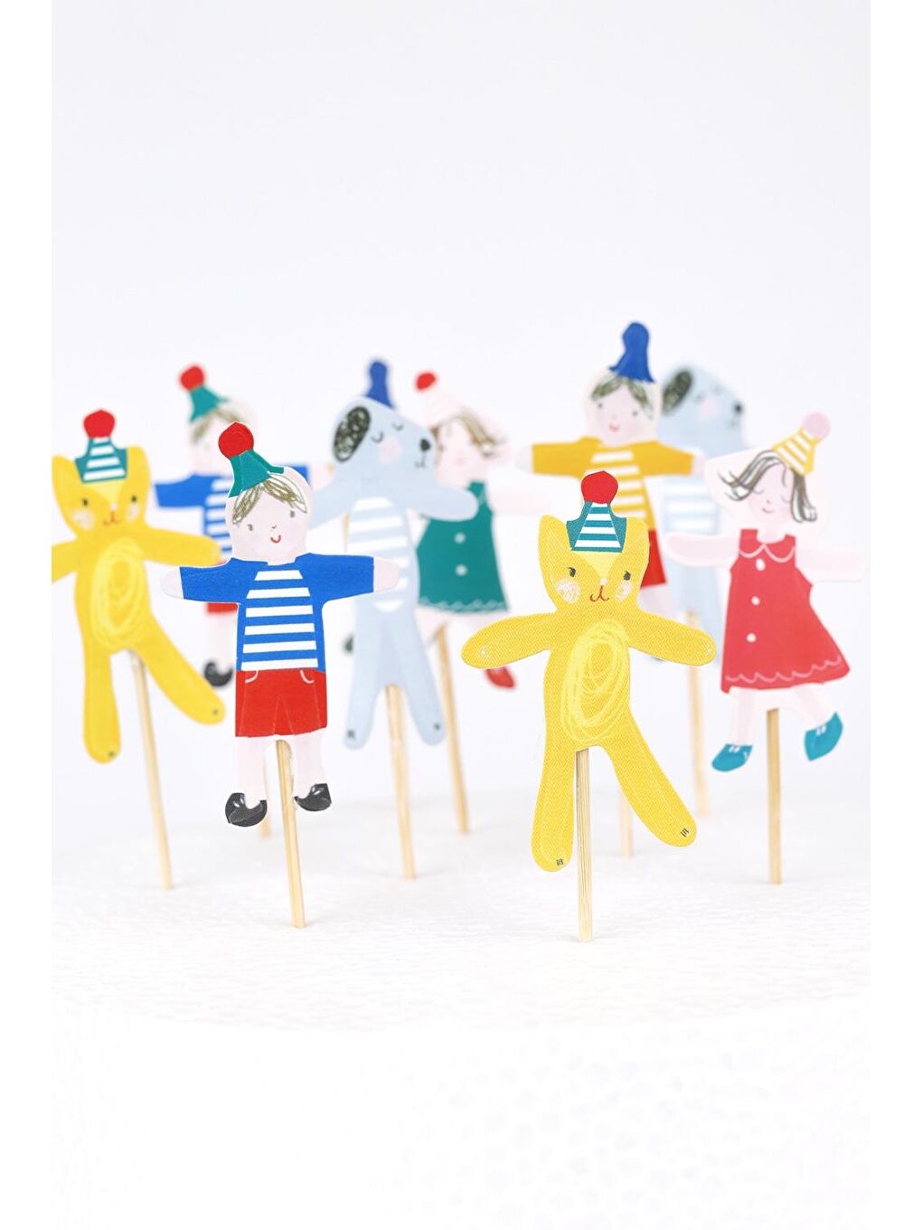 Karışık Çok Renkli Çocuk ve Hayvan Temalı 10'lu Kürdan Pasta Süsü Set-1