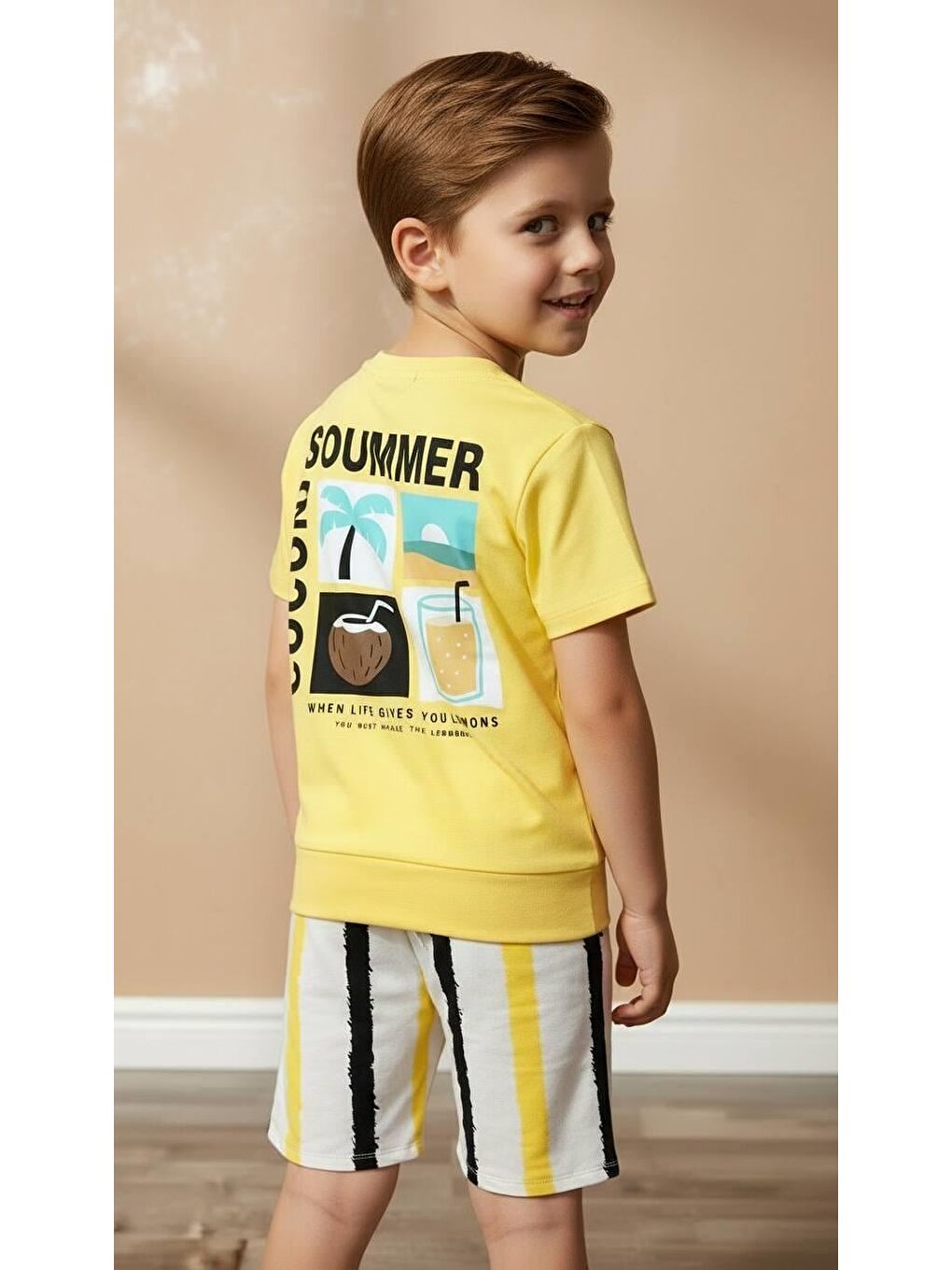 Erkek Çocuk Sarı Palmiye Baskılı Çizgili Şortlu Altüst Takım-1
