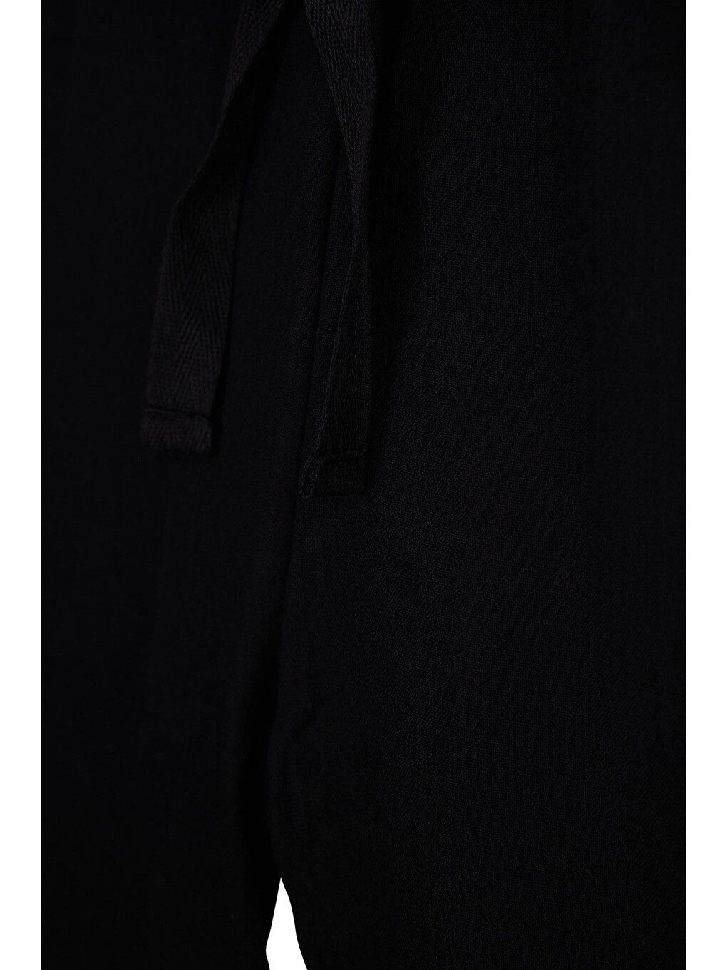 Kadın %100 Pamuk Baggy Fit Rahat Kesim Lastikli Bel Müslin Kumaş Cepli Siyah Pantolon-3
