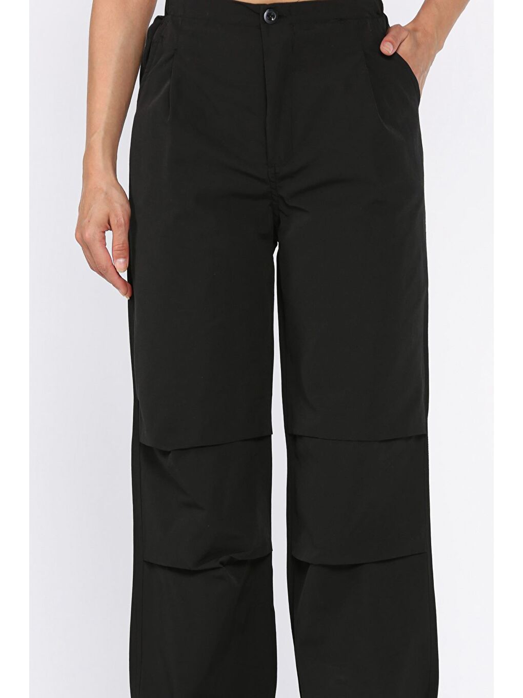 Siyah Kadın Bel Ve Paça Lastikli Yüksek Bel Paraşüt Pantolon-3