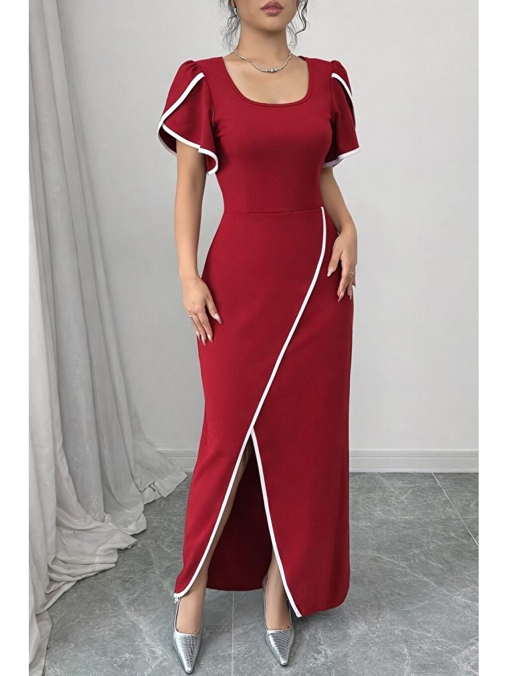 Kırmızı Kadın Kısa Kollu Kare Yakalı önden çapraz Kesim Detaylı Krep Elbise-1