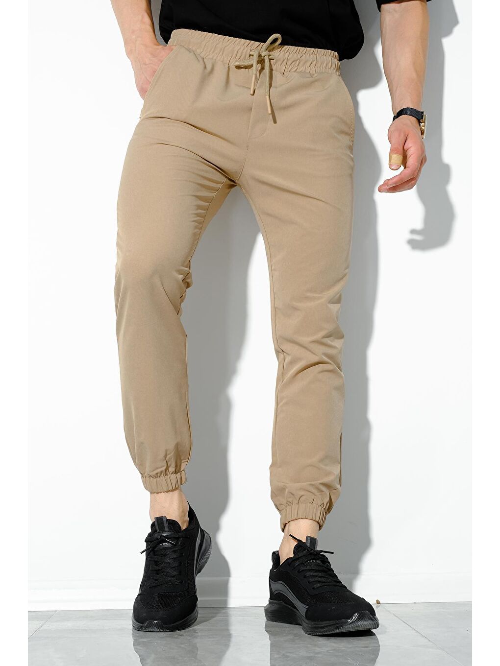 Kahverengi Paçası ve Beli  Lastikli Erkek Jogger Pantolon