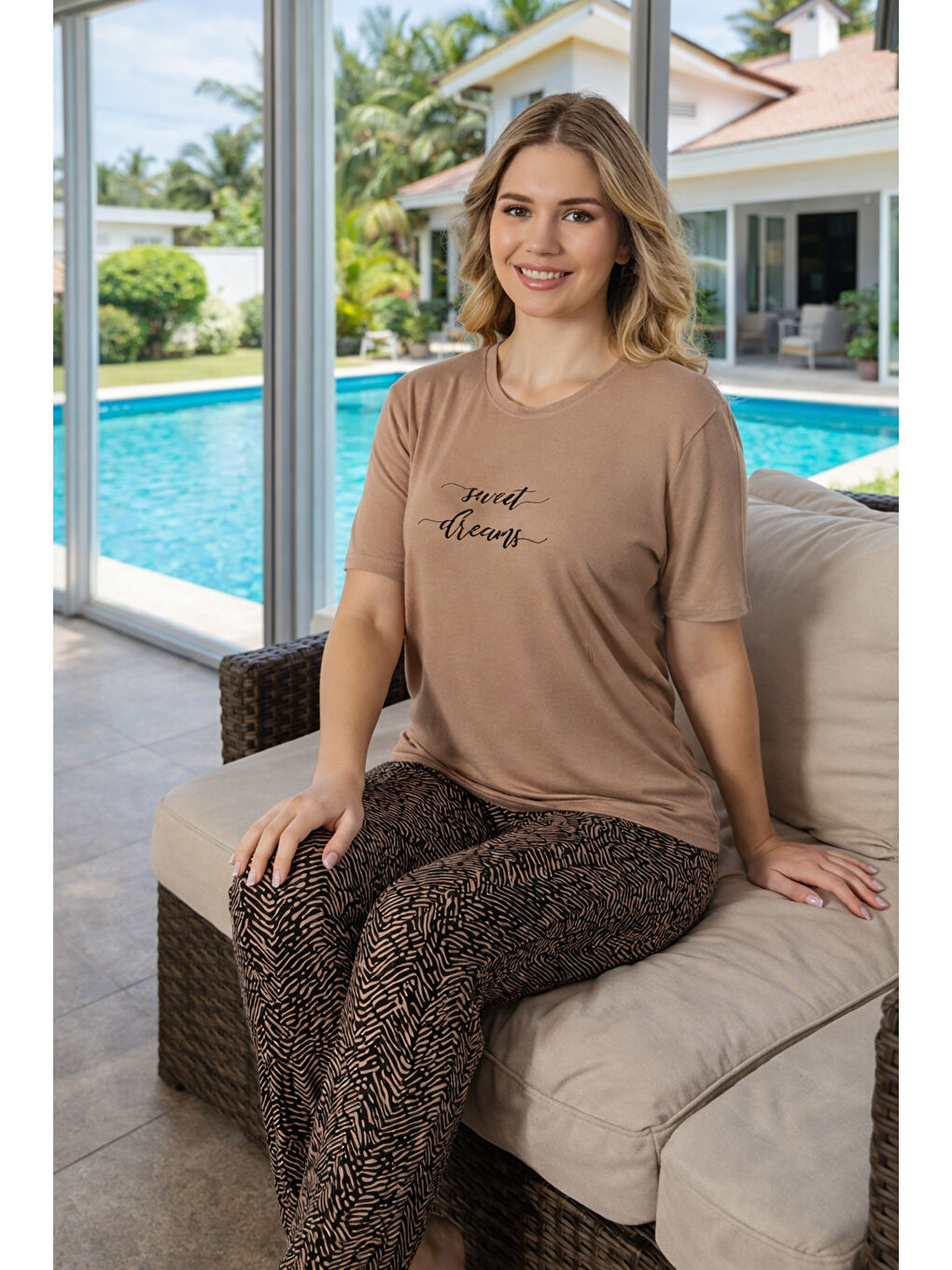 Kadın Desenli Kısa Kol Saphire Pijama Takımı 0638 Kahverengi01-1