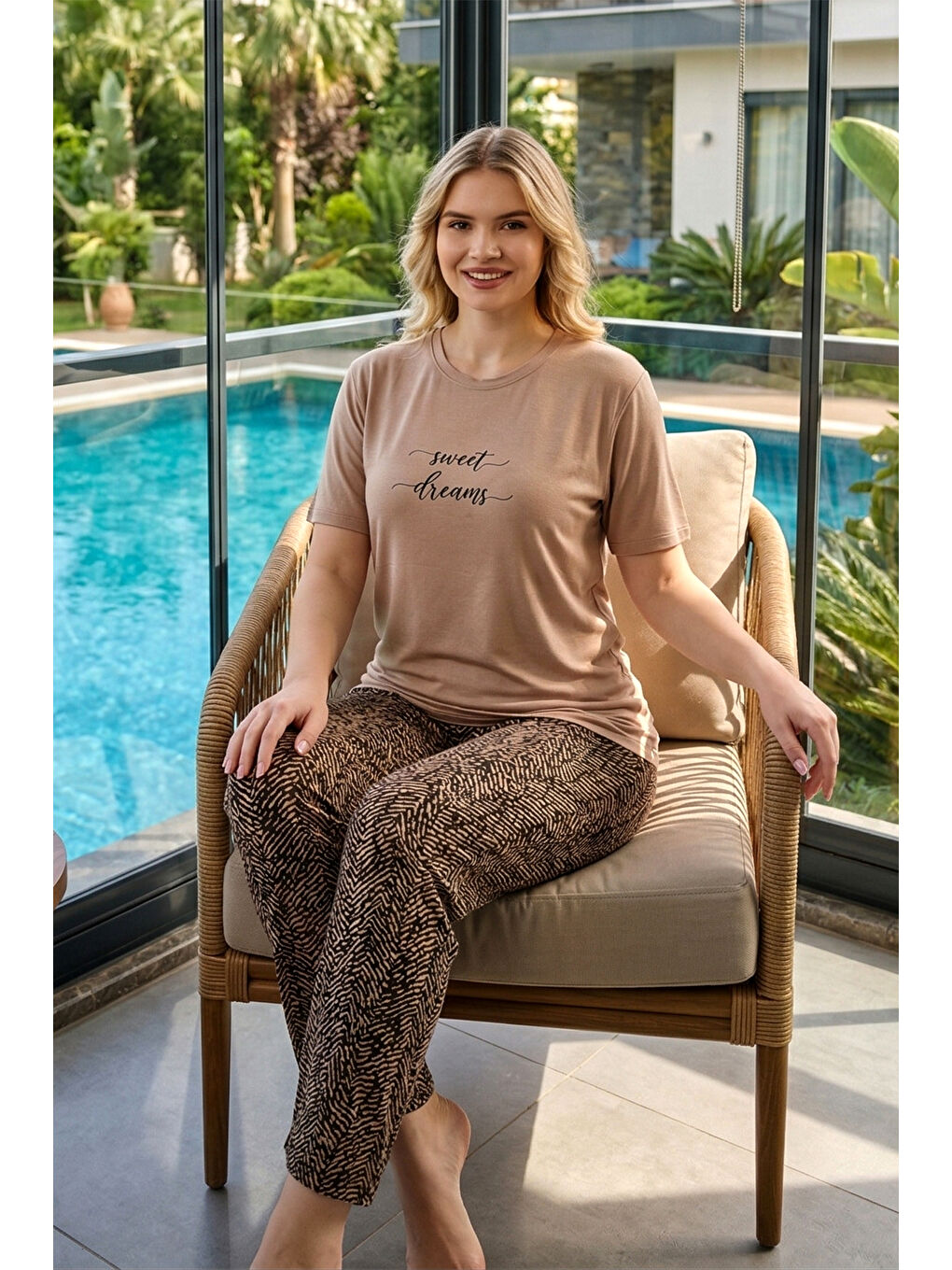 Kadın Desenli Kısa Kol Saphire Pijama Takımı 0638 Kahverengi01-2