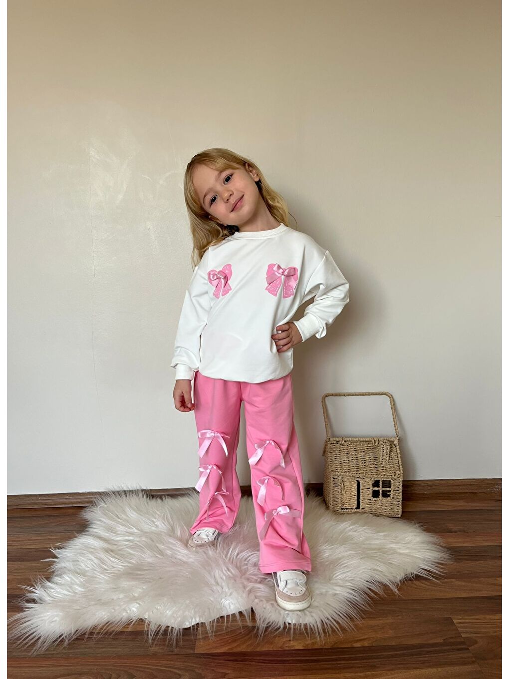 Pembe Kız Çocuk Kurdela Detay Eşofman Alt Üst Takım