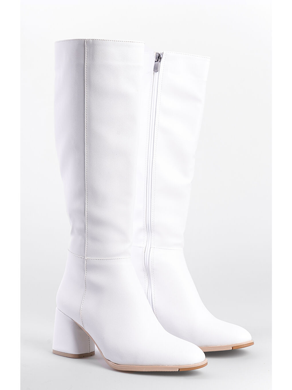 Beyaz Cathrine Oval Burunlu Yandan Fermuarlı Topuklu Kadın Çizme-1
