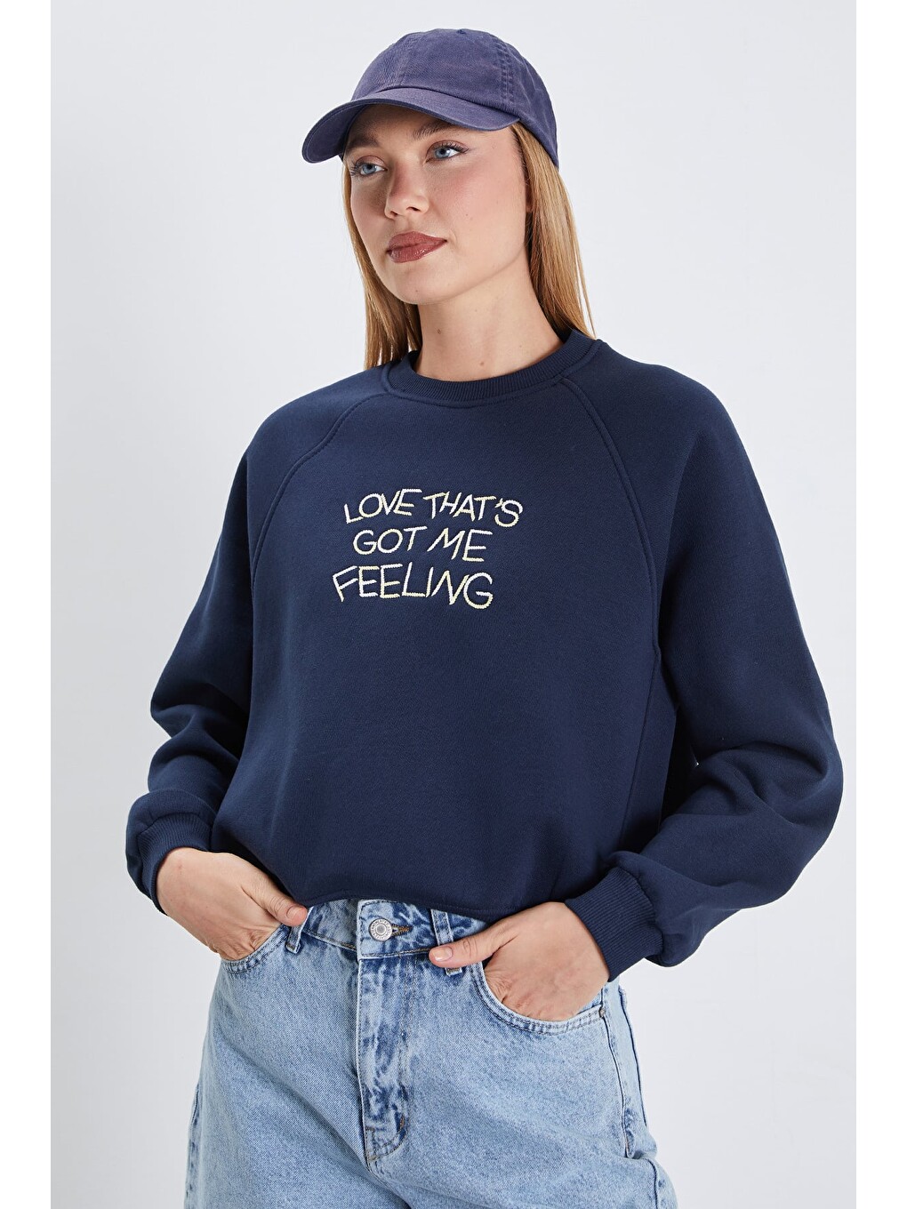 Lacivert 3 İplik Yazı Nakışlı Reglan Kol Oversize Sweatshirt-3