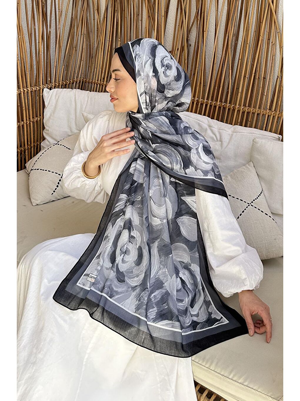 Çiçek Desen Pamuk Şal Siyah-3