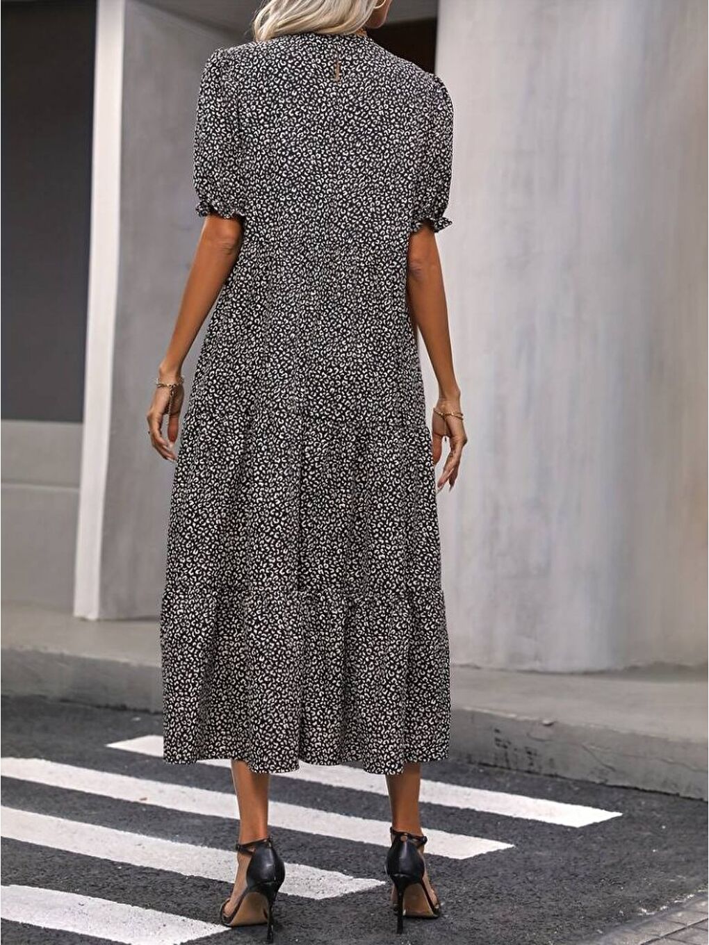 Bej Kadın Mini Leopar Desen Midi üç Kat Elbise-1