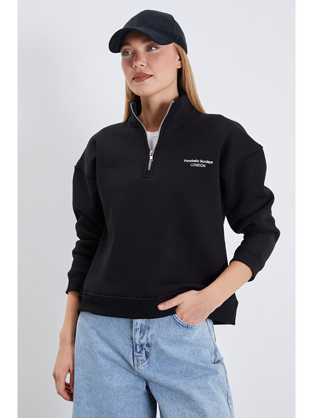 Siyah 3 İplik London Baskılı Yarım Fermuarlı Sweatshirt-2