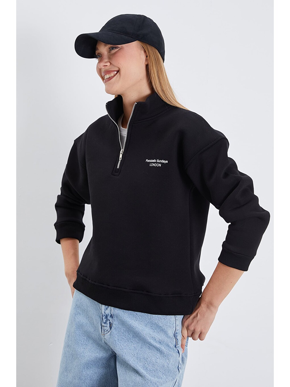 Siyah 3 İplik London Baskılı Yarım Fermuarlı Sweatshirt-4
