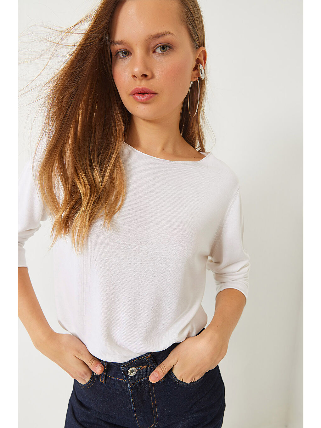 Ekru Kadın Kayık Yaka Transparan Basic Bluz TK