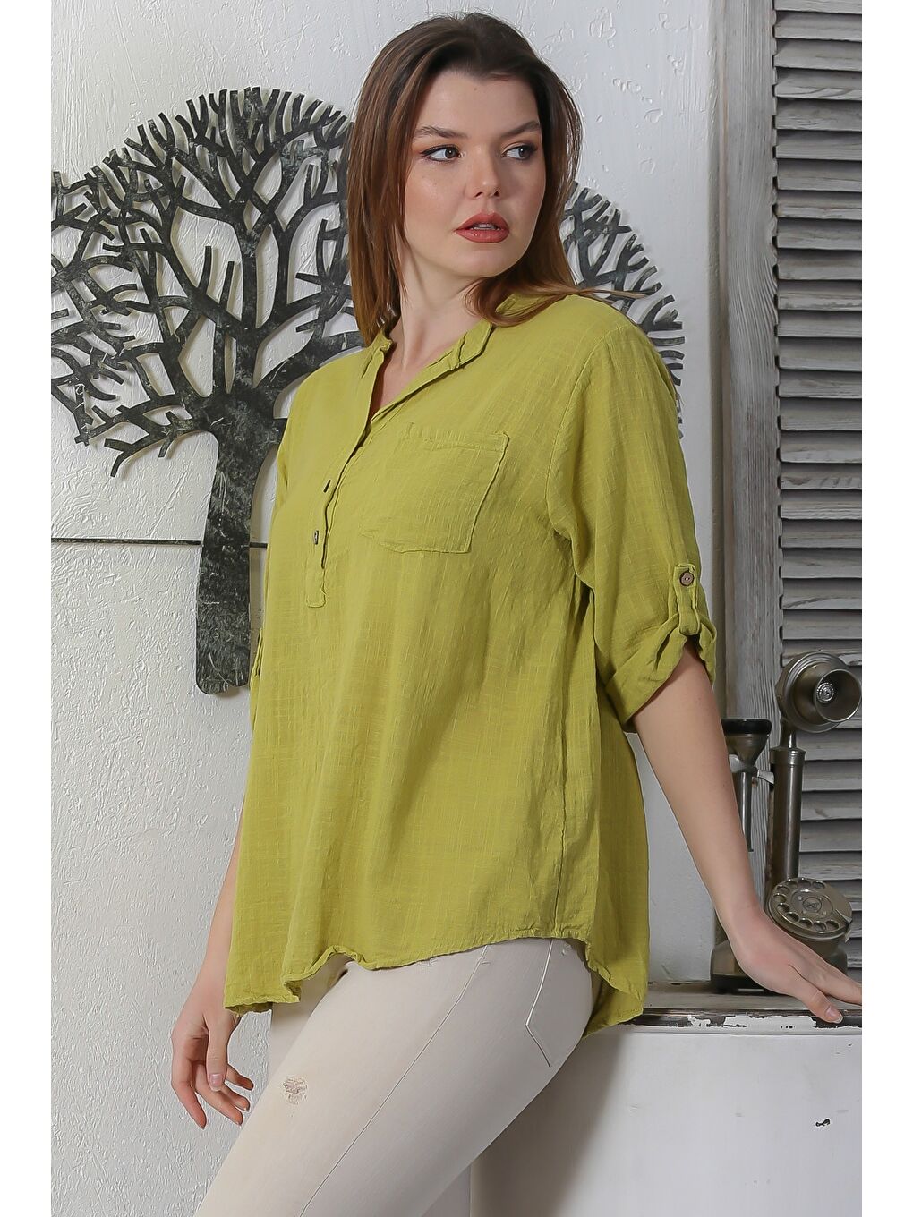 Sarı İtalyan Hardal Rengi Hakim Yaka Düğmeli 3/4 Kol Cepli Casual Arkası Uzun Dokuma Bluz 70 63-4