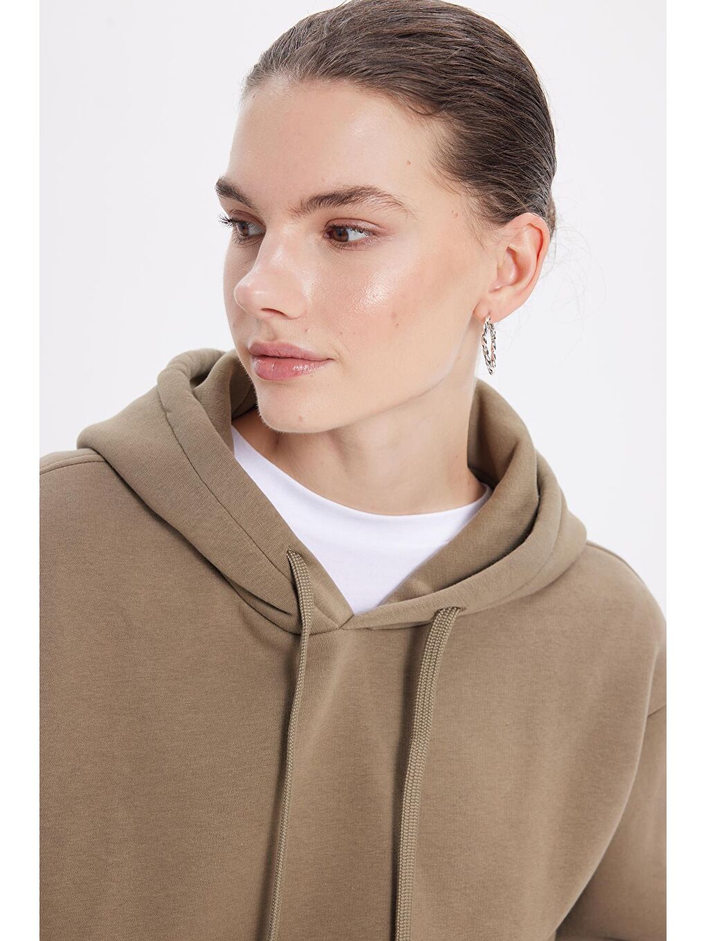 Kadın Oversize Geniş Kesim Pamuklu Yumuşak Dokulu İçi Polarlı Basic Yeşil Kapüşonlu Sweatshirt-4