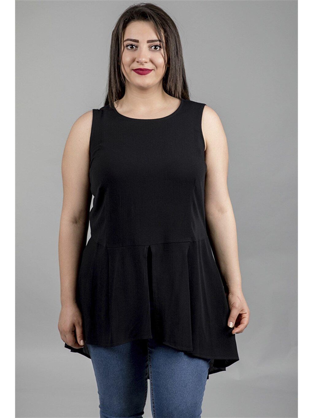 Siyah Belden Detaylı Uzun Tunik