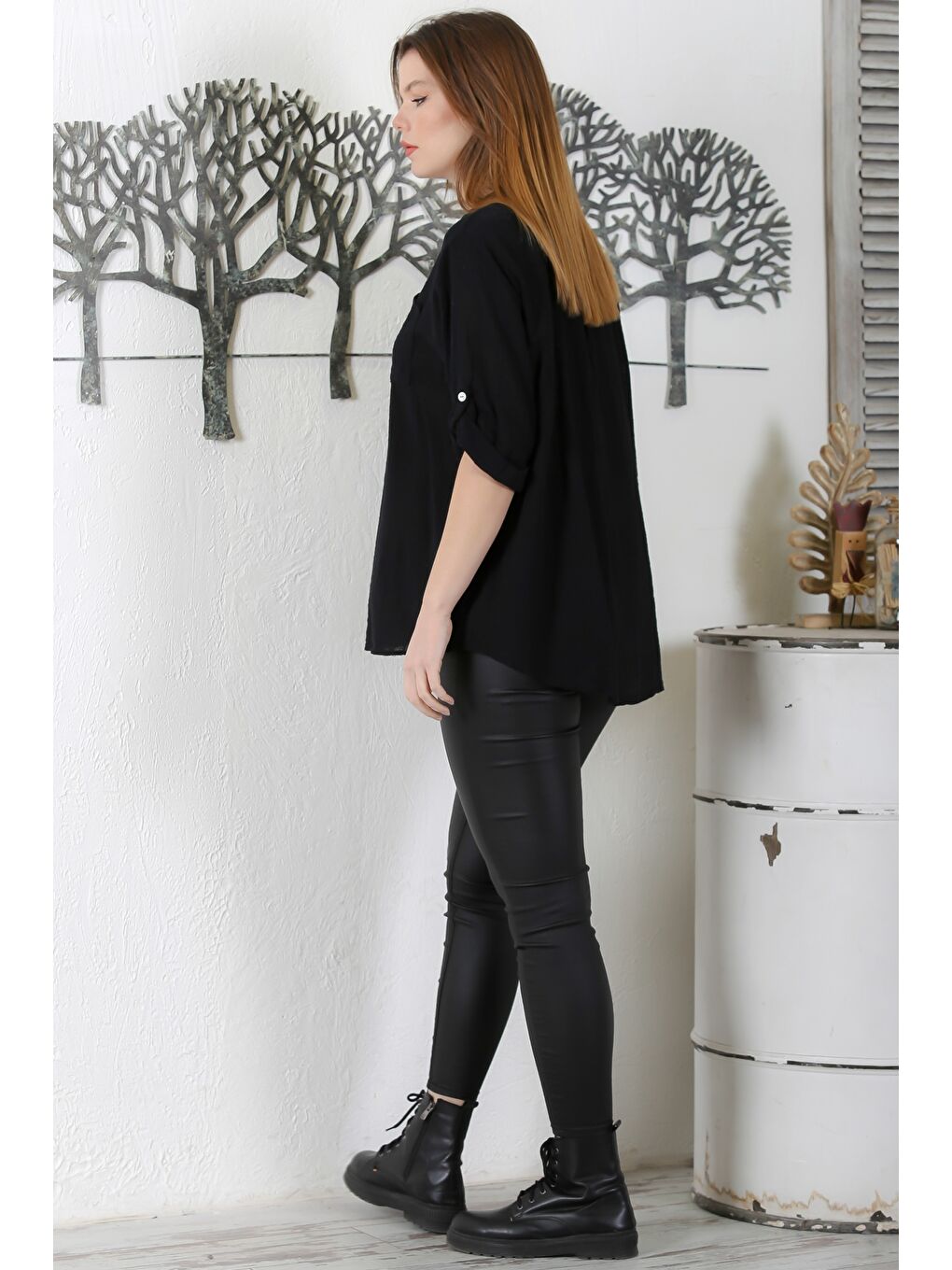 İtalyan Siyah Hakim Yaka Düğmeli 3/4 Kol Cepli Casual Arkası Uzun Dokuma Bluz 70 63-4