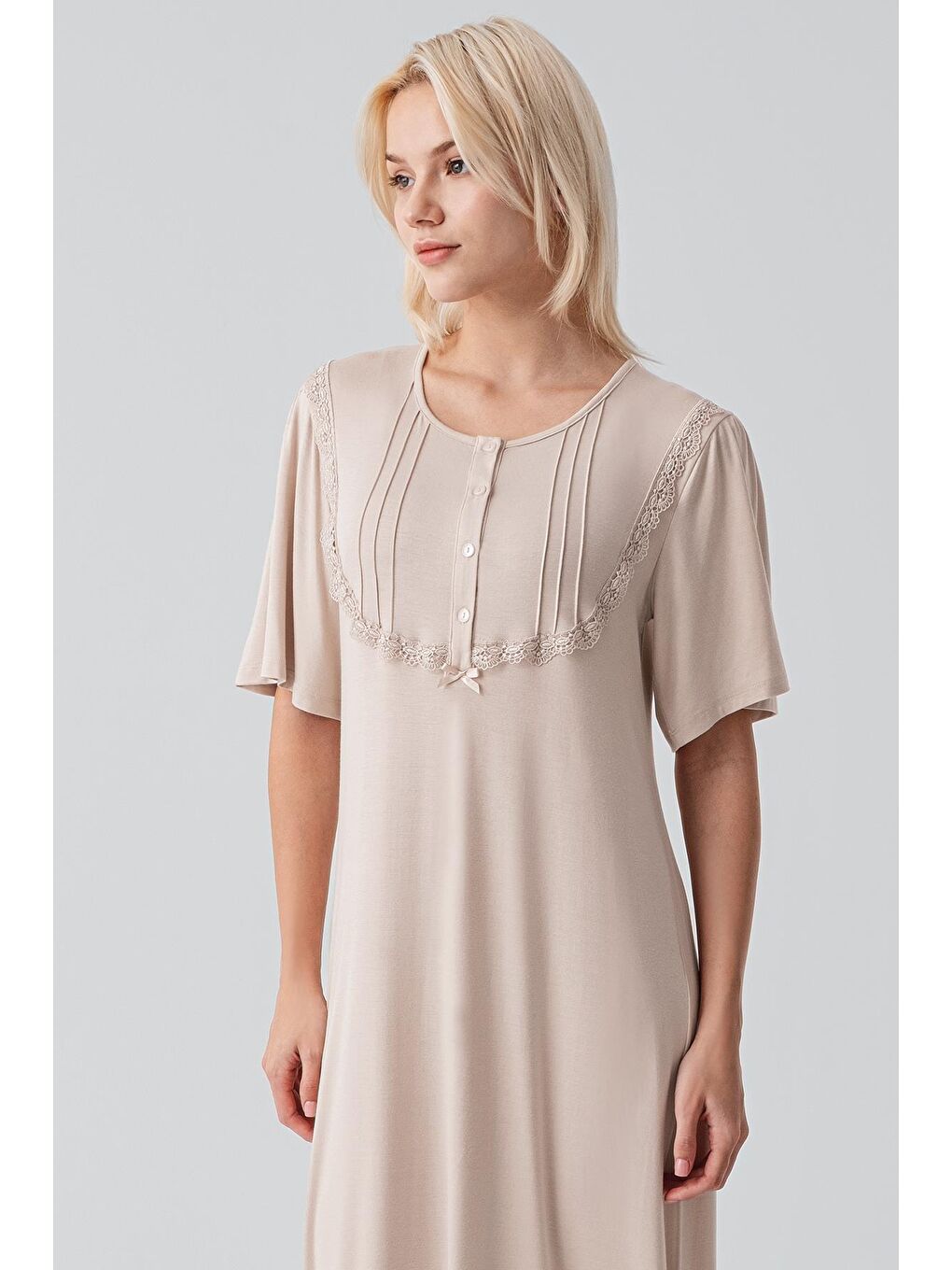 Bej Kısa Kollu Düğmeli Uzun Esnek Viskoz Gecelik 19109-2