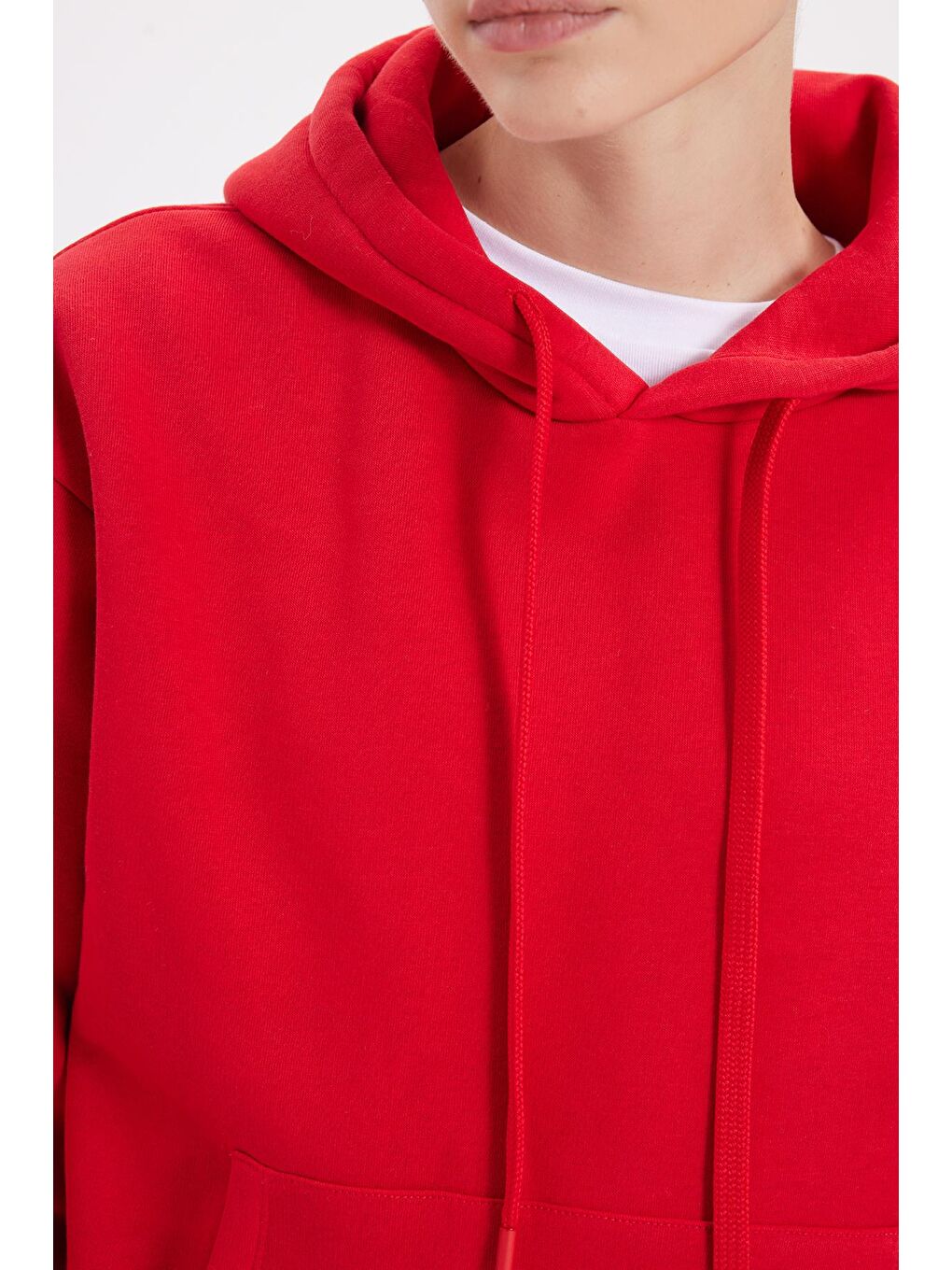 Kadın Oversize Geniş Kesim Pamuklu Yumuşak Dokulu İçi Polarlı Basic Kırmızı Kapüşonlu Sweatshirt-4