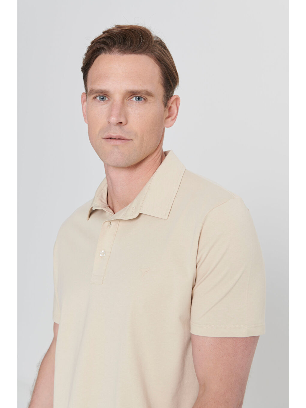 Erkek Koyu Bej Standart Fit Normal Kesim %100 Pamuk Düz Polo Yaka Tişört-3