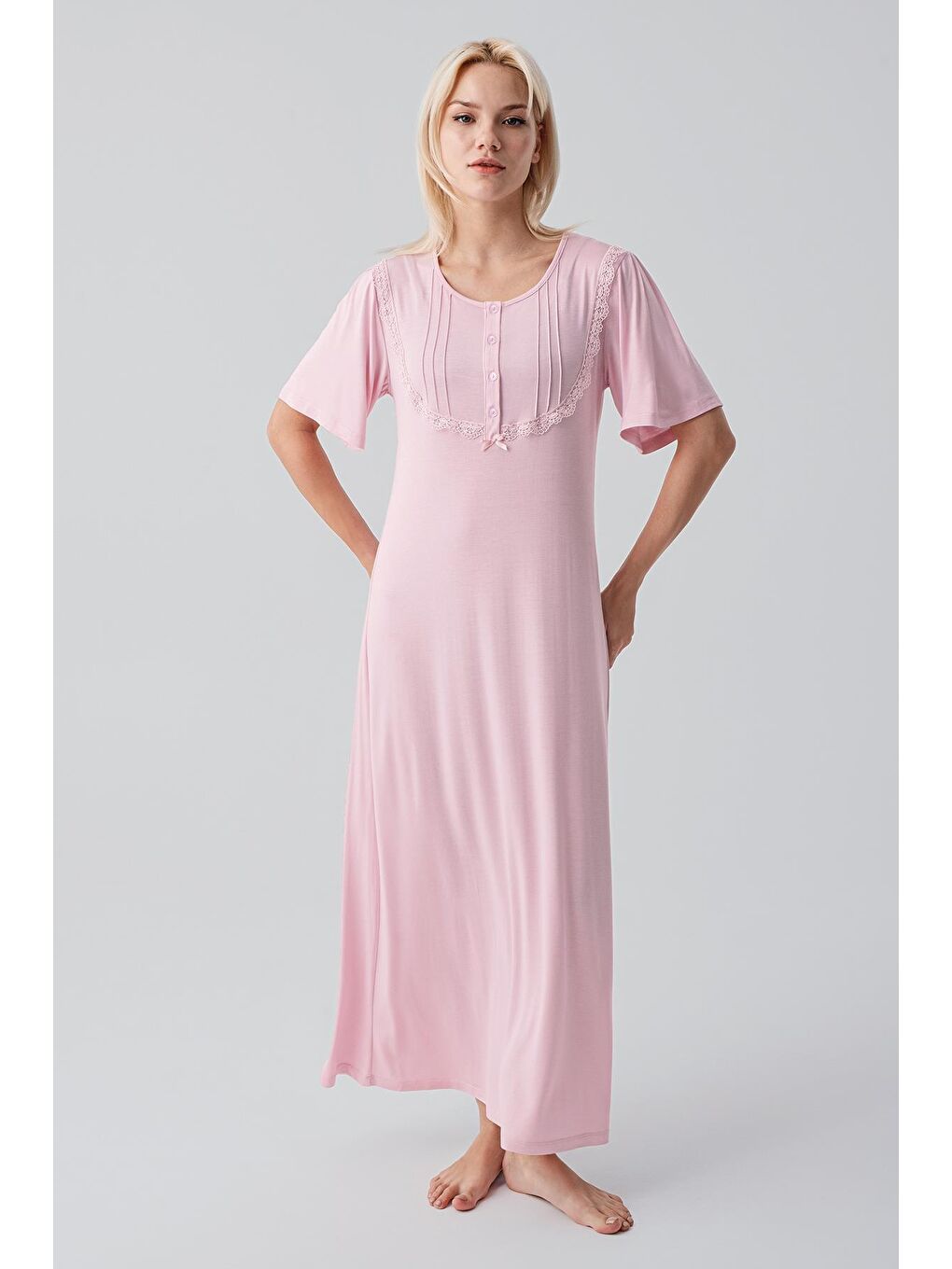 Pembe Kısa Kollu Düğmeli Uzun Esnek Viskoz Gecelik 19109