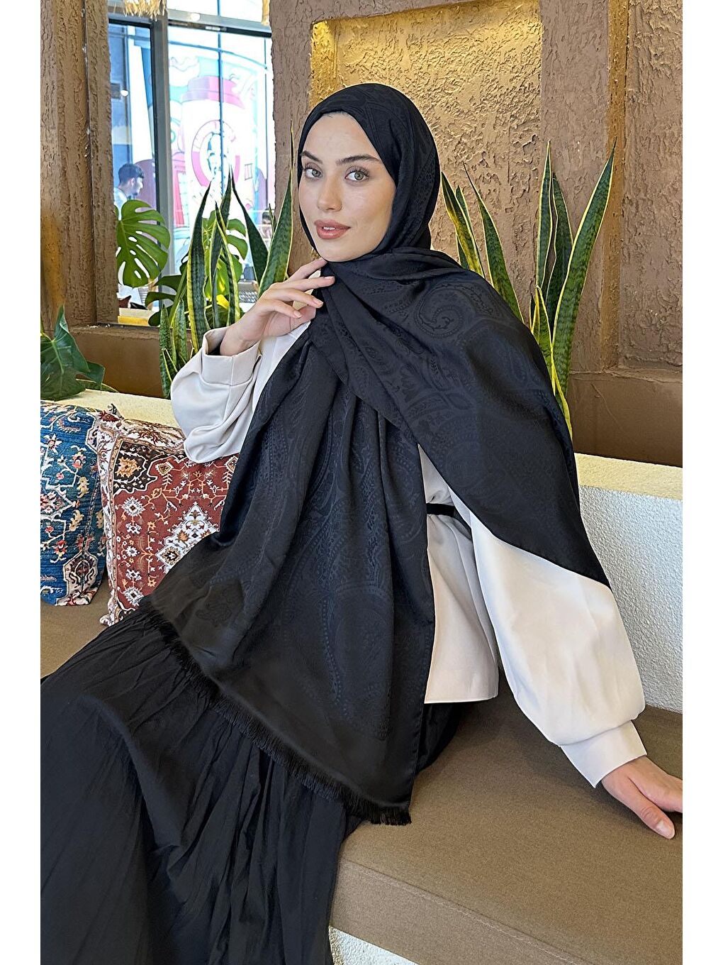 Etnik Retro Desen Çift Taraflı Şal Siyah-1