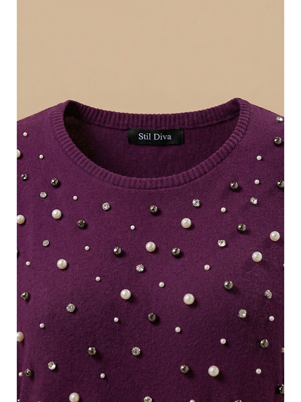 Büyük Beden İnci ve Taş Nakışlı Yumuşak Dokulu Mor Elbise 616396-6