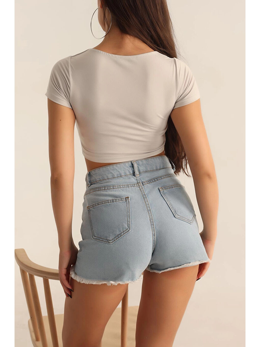 Bej Kadın Taş Kare Yaka Ön Büzgülü Crop Bluz HZL23S-SND120151-3