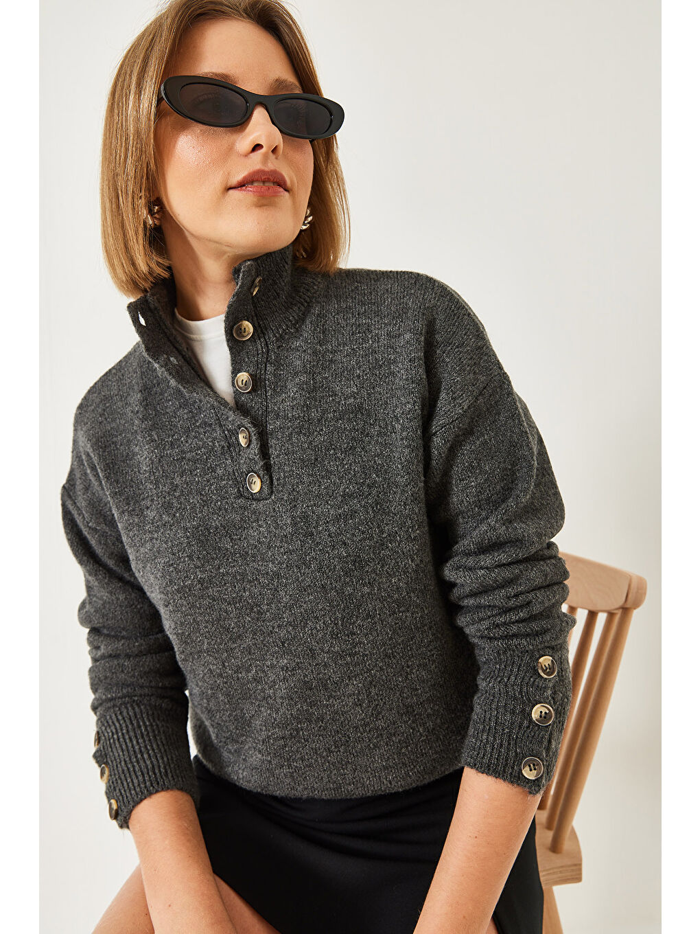 Antrasit Kadın Kolu Patlı Triko Kazak-1