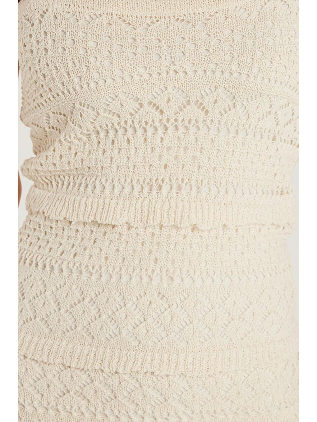 Ekru Kadın Standart Fit Fırfırlı Örme Desenli Askılı Yaka Bej Elbise-2