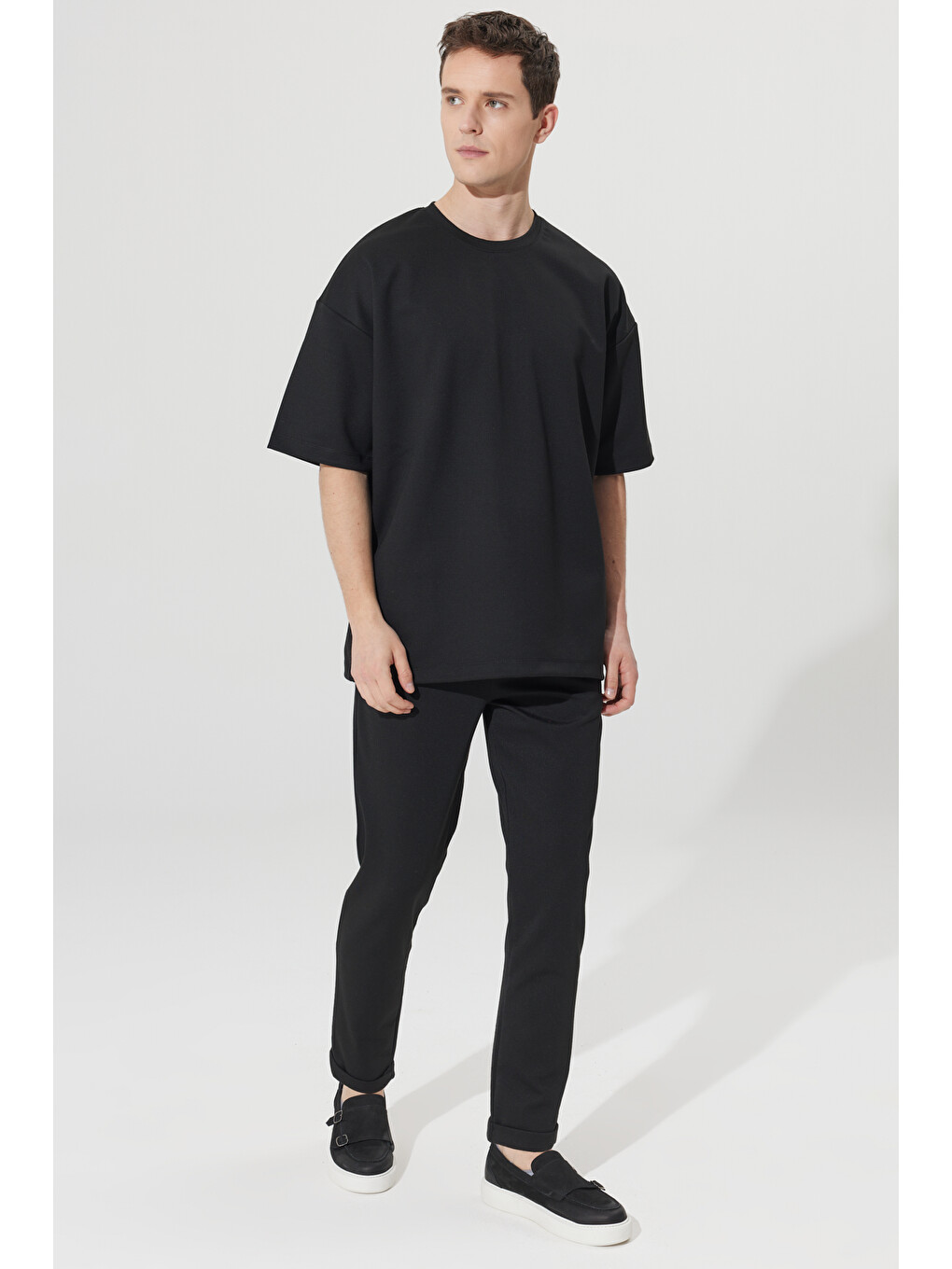 Erkek Siyah Oversize Bol Kesim Bisiklet Yaka Kısa Kollu Sweatshirt-1