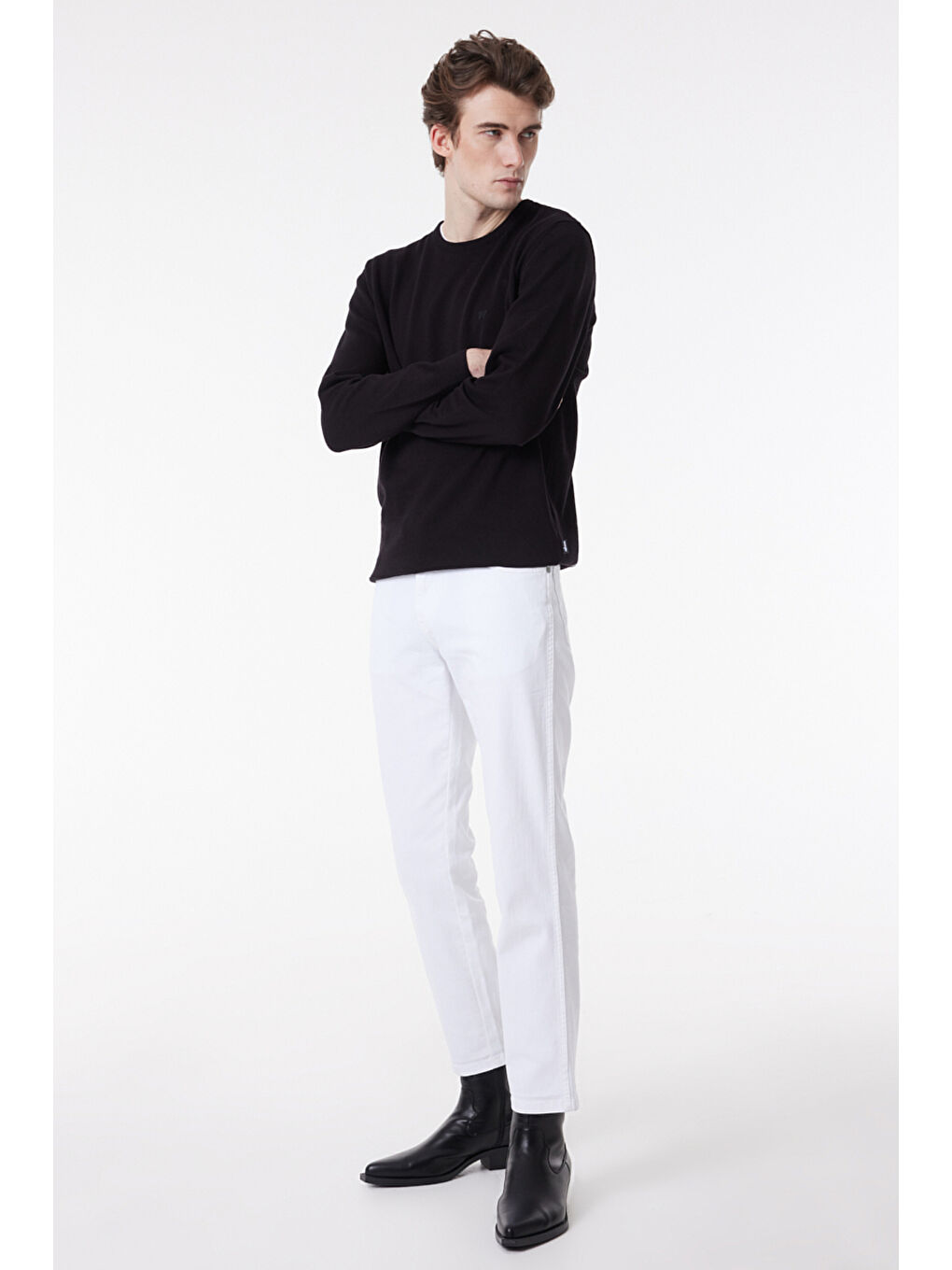 Siyah Regular Fit Normal Kesim Sıfır Yaka Triko-1