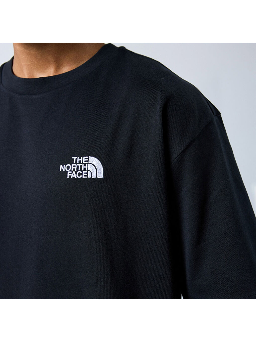 Essential Oversize Erkek Siyah Yuvarlak Yaka Tişört-3