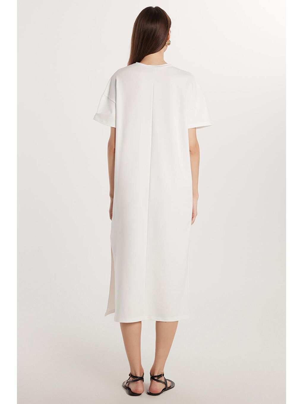 Kadın Regular Fit Kısa Kollu Esnek Kumaş Cepli Bisiklet Yaka Ekru Elbise-4