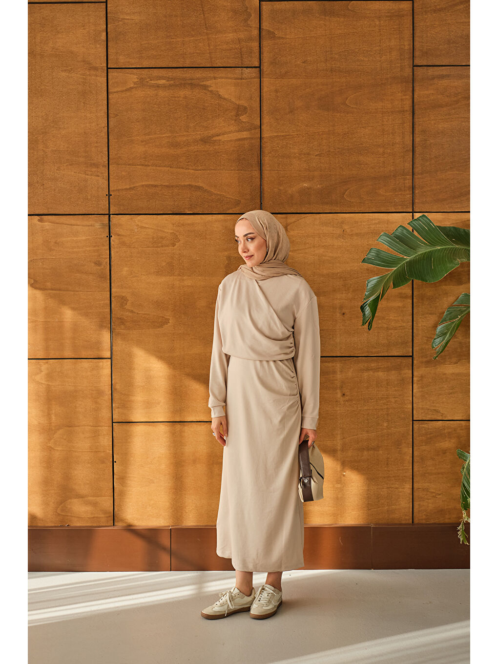 Ekru Kadın Önü Parça Detaylı Elbise Krem-3