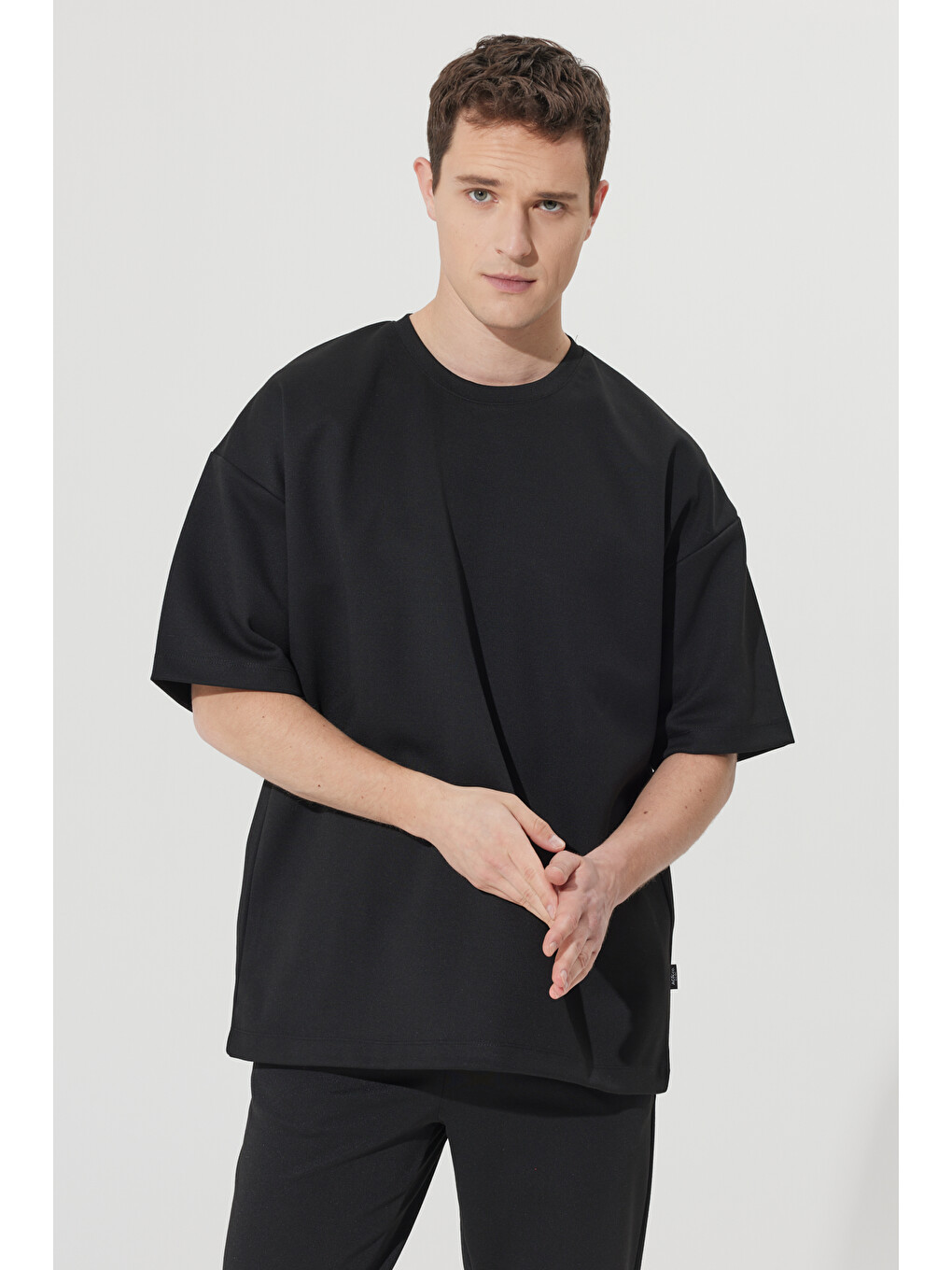 Erkek Siyah Oversize Bol Kesim Bisiklet Yaka Kısa Kollu Sweatshirt-5