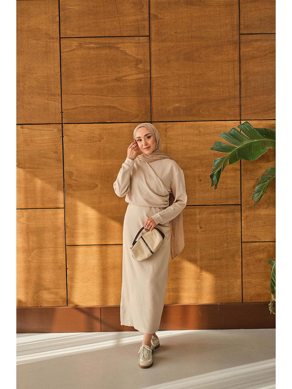 Ekru Kadın Önü Parça Detaylı Elbise Krem-4