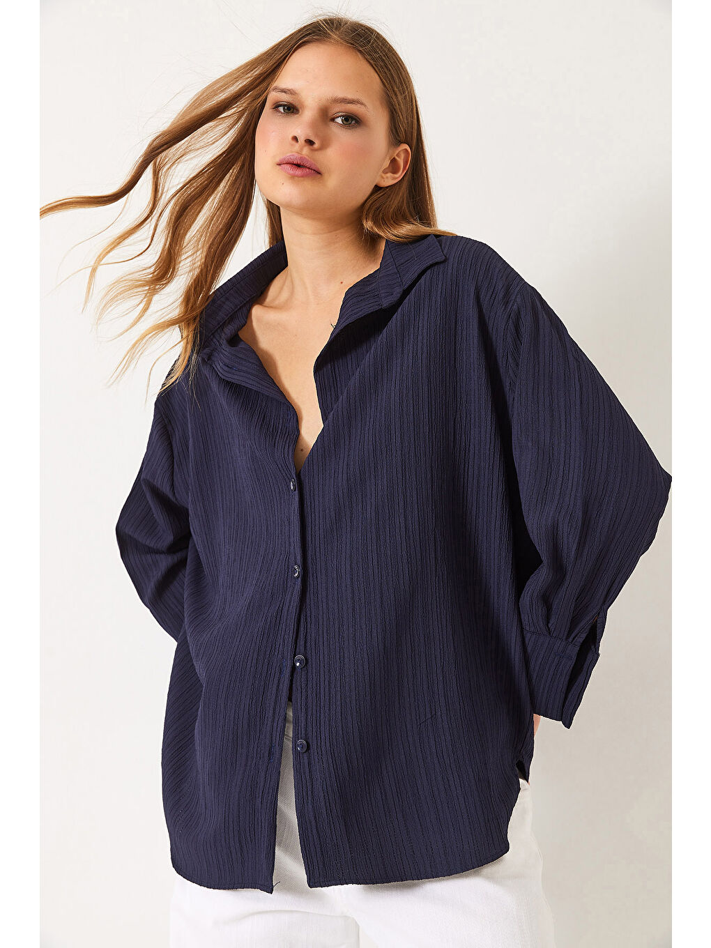 Lacivert Kadın Düşük Omuz Oversize Basic Bürümcük Gömlek-2