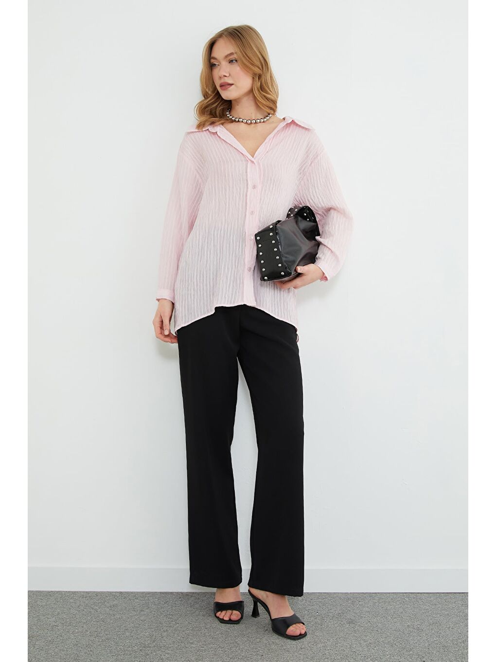 Pembe Çizgili Jakarlı Salaş Gömlek-1