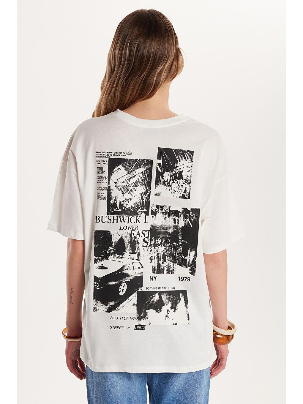 Kadın Relax Fit Rahat Kesim %100 Pamuk Kısa Kollu Baskılı Bisiklet Yaka Ekru Tişört-4