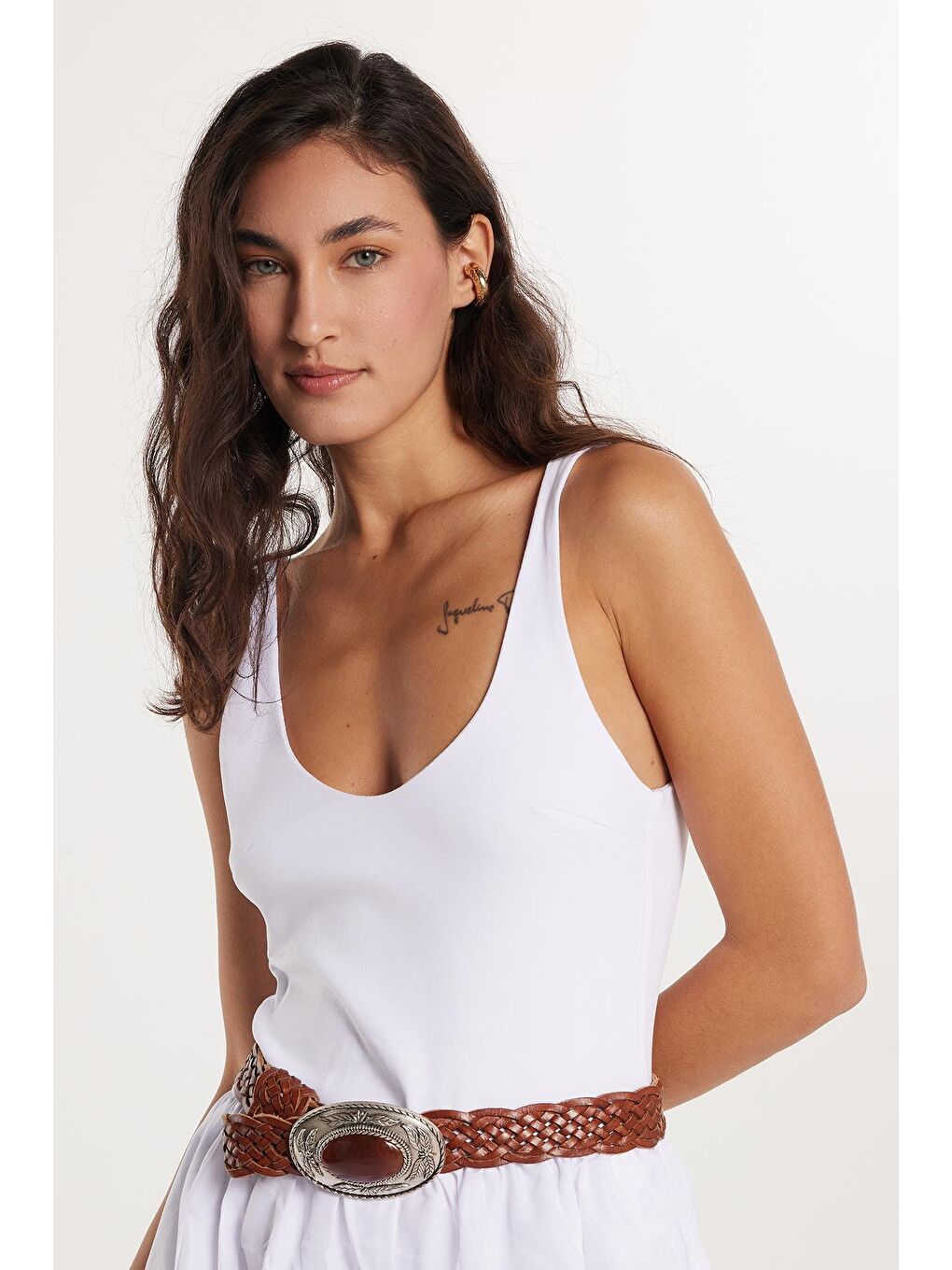 Kadın Slim Fit Dar Kesim İnce Askılı Balon Etek Beyaz Elbise-1