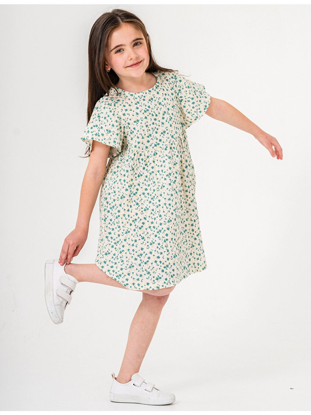 Yeşil Çiçek Desnli Kız Çocuk Müslin Elbise 3802