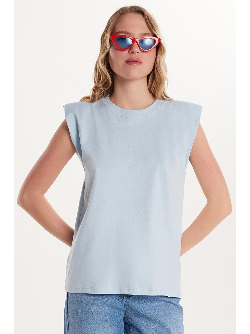 Kadın Relax Fit Rahat Kesim Sıfır Kol Bisiklet Yaka Mavi Tişört-3