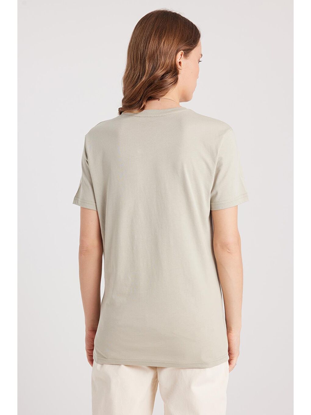 Bej Kadın Bol Kesim Rahat Duruş %100 Pamuk Yumuşak Dokulu Yeşil Bisiklet Yaka Tişört-6